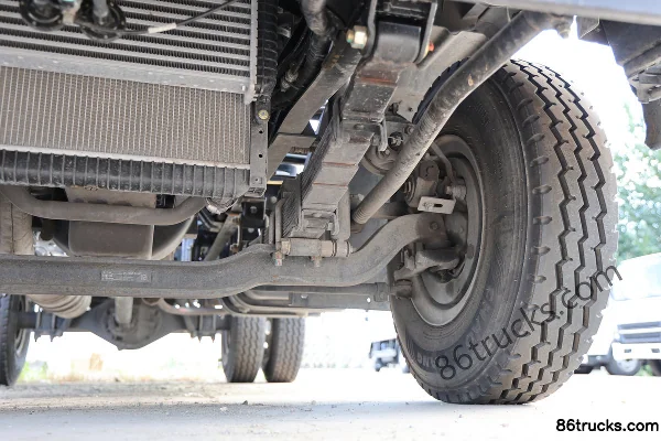 Sinotruk HOWO Hanjiang 160 ch 4X2(6 roues) camion benne à ordures (marque Tianxiang) Châssis (3) | 86Trucks