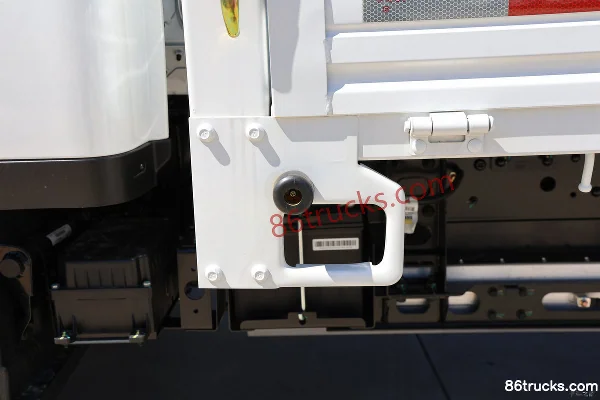 FARIZON Xingzhi F5E 4.02m Single-row Pure Electric Flatbed Mini Truck Zhixin 62kWh 4X2(6 wheels) Body (3) | 86Trucks