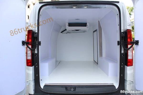 Ruichi EC75 Electric Refrigerated Truck (Zhongyidi Brand) 52.16kWh 4X2(6 wheels) Chassis (1) | 86Trucks