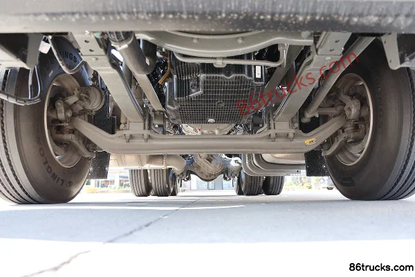 Sinotruk HOWO TX7 PRO 12.5L LNG 480 ch 6X4(10 roues) Sinotruk 12 vitesses Tracteur routier Châssis (1) | 86Trucks