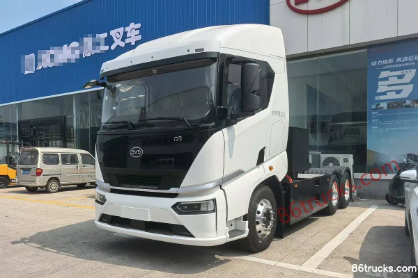 BYD Q3 6X4(10 wheels) Electric Tractor Truck BYD 637kWh Exterior (3) | 86Trucks