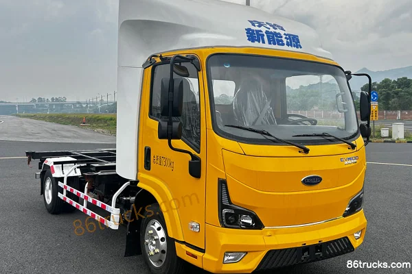 Isuzu EVM100 Air Brake Single Row Pure Electric Detachable Container Light Truck CATL 100.46kWh 4X2(6 wheels) Exterior (2) | 86Trucks