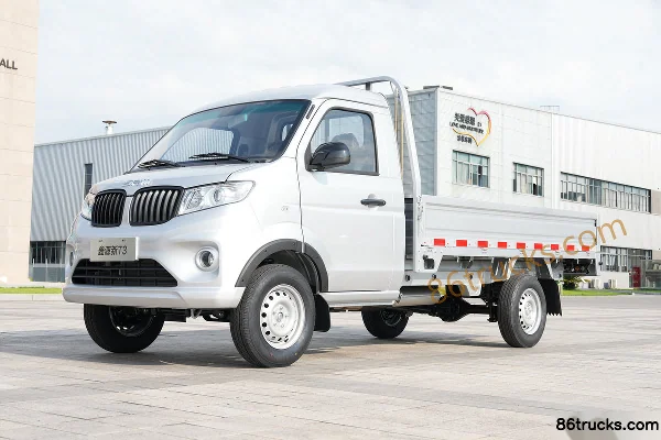 SRM Xinyuan T3 2026 Standard Edition 1.5L Gasoline 110hp 4X2(6 wheels) 2.7m Single Row Flatbed Mini Truck Exterior (2) | 86Trucks