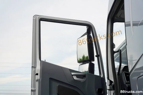DeepWay Xingtu Standard Load Version 6X4(10 wheels) Electric Tractor Truck EVE 505kWh Cab (3) | 86Trucks
