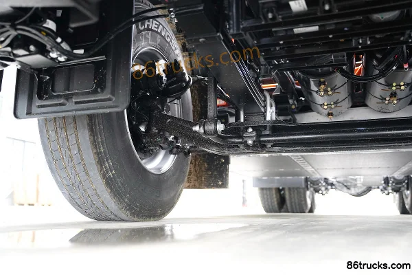 DeepWay Xingtu Standard Load Version 6X4(10 wheels) Electric Tractor Truck EVE 505kWh Chassis (2) | 86Trucks