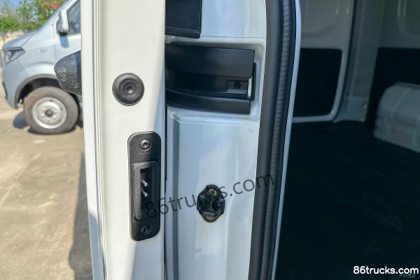 Ankai V919 2025 Glory Elite 2/3-Seat Short Wheelbase Low Roof Electric Panel Van Hefei Guoxuan 41.93kWh Cargo Box (2) | 86Trucks