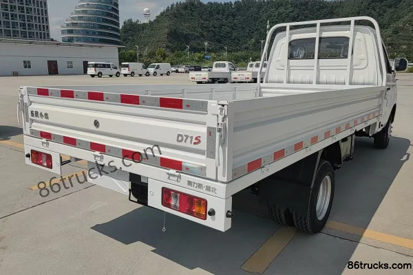 Dongfeng D71S 2026 Comfort 1.6L Gasoline 122 hp 4X2(6 wheels) 3.8m Single Row Flatbed Micro Truck Exterior (3) | 86Trucks