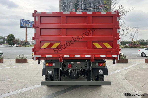 Sinotruk V3 4.3L Diesel 220 hp 6X2(8 wheels) Fast Gear 10-Speed 4.7m Single Row Dump Truck Exterior (3) | 86Trucks