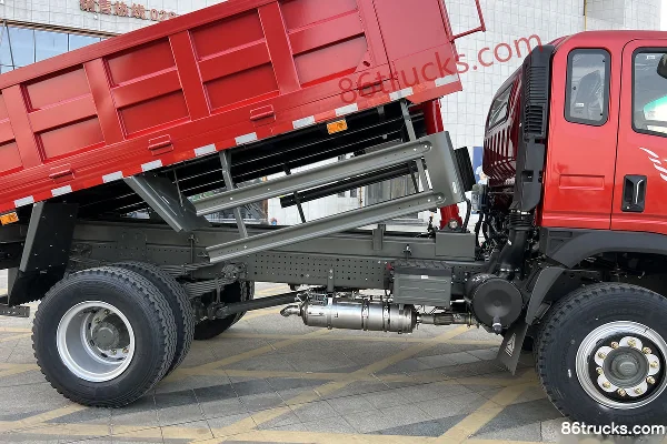 Sinotruk V3 4.3L Diesel 220 hp 4X2(6 wheels) Fast Gear 10-Speed 4.14m Half Row Dump Truck Cab (1) | 86Trucks
