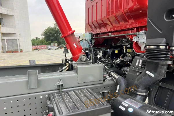 Sinotruk V3X 4.3L Diesel 240 hp 4X2(6 wheels) Fast Gear 10-Speed 4.44m Single Row Dump Truck Cab (3) | 86Trucks