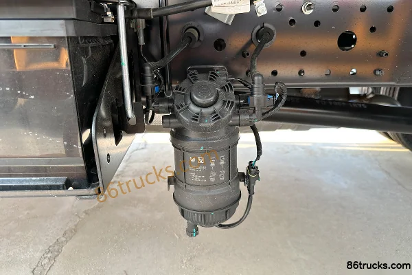JMC Nouveau Shunda Version Luxe 2,5 L diesel 136 ch 4X2(6 roues) WLY 5 vitesses 3,3 m cabine avancée avec couchette Camion plateau léger Châ