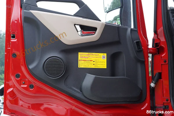 Dongfeng Commercial Vehicle Tianjin KC 245 hp Fast Gear 10-speed 6X2(8 wheels) 4.5m Dump Truck Cab (2) | 86Trucks
