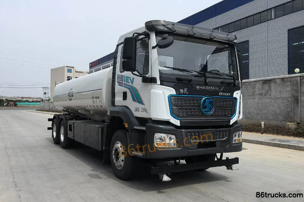 SHACMAN SHACMAN Delong New M3000 Heavy Truck water sprinkler truck