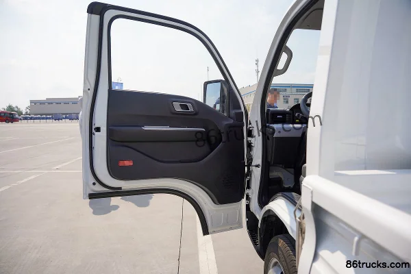 BYD T4 3.7m Single Row Electric Flatbed Truck FinDreams 62.361kWh 4X2(6 wheels) Cab (1) | 86Trucks