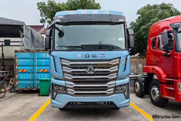 Sinotruk HOWO TS7 Classic Edition 6.9L Diesel 290 hp 4X2(6 wheels) Sinotruk 10-speed 9.6m Van Cargo Truck Exterior
