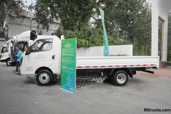 Feidi EF3 Hydraulic Brake 3.8m Single-row Pure Electric Panel Micro Truck CALB 61.76kWh 4X2(6 wheels) Exterior (3) | 86Trucks
