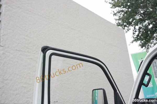Feidi EF3 Hydraulic Brake 3.8m Single-row Pure Electric Panel Micro Truck CALB 61.76kWh 4X2(6 wheels) Cab (2) | 86Trucks
