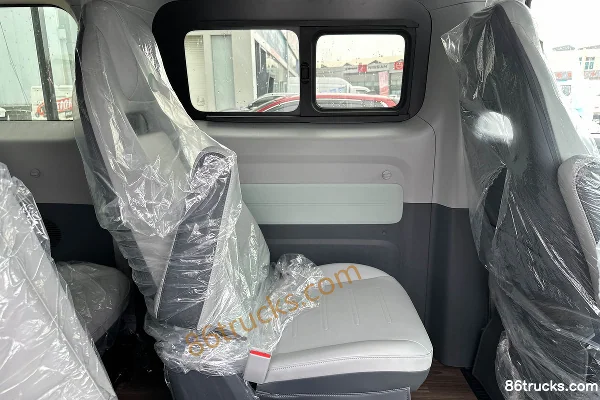 SAIC MAXUS Dana V1 9-Seat Pure Electric Multi-Purpose Passenger Vehicle 64kWh Cargo Box (3) | 86Trucks