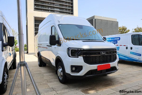 JMC Transit T8 2024 Business Edition 2.3T Diesel 174 hp Manual 2WD 14-Seat Mid Roof Dual Rear Tires Passenger Bus Exteri