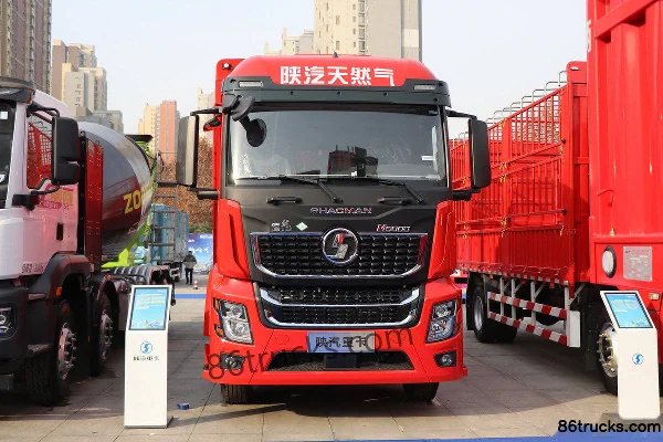 SHACMAN SHACMAN Delong M5000 Refrigerated Truck