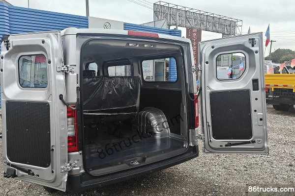 Foton Lefu 2025 Model Changxing Edition 6-Seat Electric Light Bus Aiyike 40.18kWh Cargo Box (2) | 86Trucks