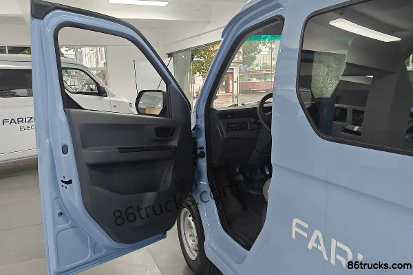FARIZON Xingxiang V6E Function Edition 6-Seat 4.845m Electric Multi-Purpose Passenger Vehicle 46.08kWh Cab (1) | 86Trucks