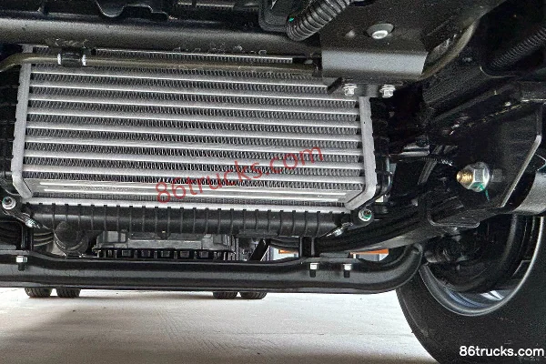 JMC New Shunda Standard Edition 2.5L Diesel 136hp 4X2(6 wheels) WLY 5-Speed 3.7m Single Row Flatbed Light Truck Chassis (2) | 86Trucks