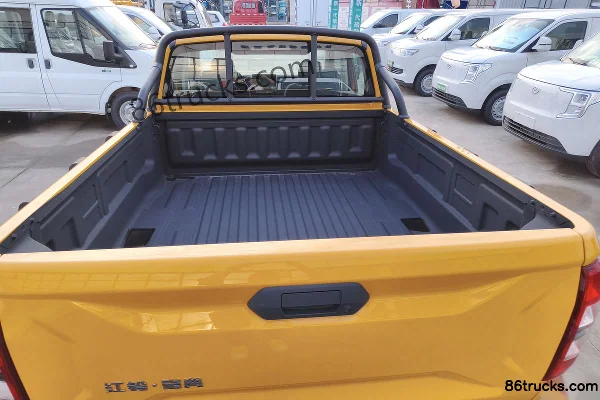 JMC Baodian 2018 New Fashion Edition Standard 2.4L Gasoline 136hp 2WD Long Cargo Box Double Cab Pickup Official Photos (3) | 86Trucks