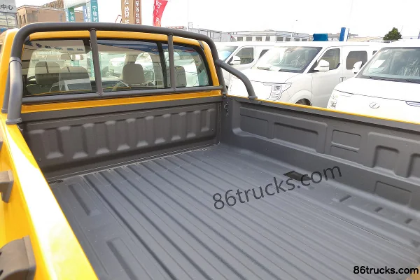 JMC Baodian 2018 New Fashion Edition Standard 2.4L Gasoline 136hp 2WD Long Cargo Box Double Cab Pickup Official Photos (2) | 86Trucks