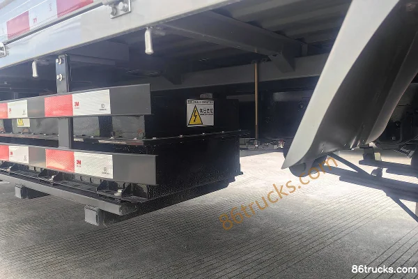 SRM Xinyuan T5L EV version urbaine 3,7 m simple cabine plateau électrique pur CATL 55,7 kWh 4X2(6 roues) Châssis (3) | 86Trucks