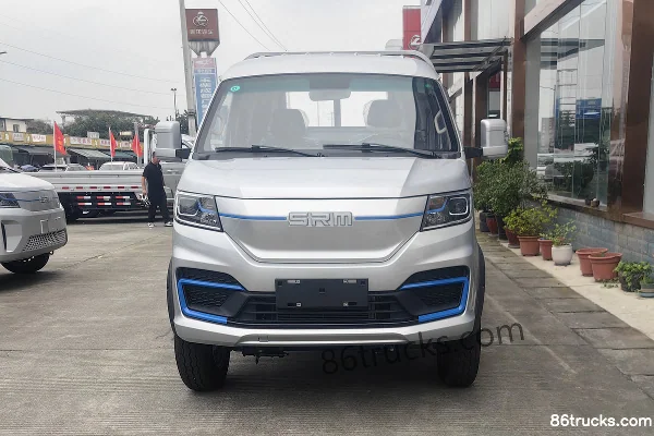 SRM Xinyuan T5LEV 2024 Intercity Edition 3.5T 3.8m Single Row Pure Electric Flatbed Mini Truck 70.47kWh 4X2(6 wheels) Exterior (2) | 86Truck