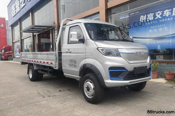 SRM Xinyuan T5LEV 2024 Intercity Edition 3.5T 3.8m Single Row Pure Electric Flatbed Mini Truck 70.47kWh 4X2(6 wheels) Ex