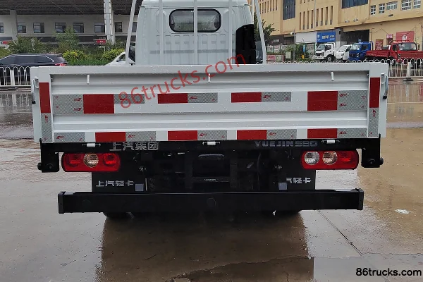 Yuejin Fuxing S100V 95 hp 4X2(6 wheels) 4.2m single-row flatbed light truck Body (2) | 86Trucks