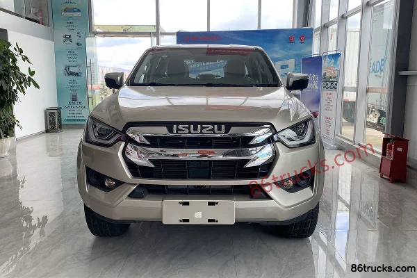 Qingling Isuzu T30 Standard Edition 3.0T Diesel 143hp Manual 2WD Standard Wheelbase Double Row Pickup Cab (2) | 86Trucks