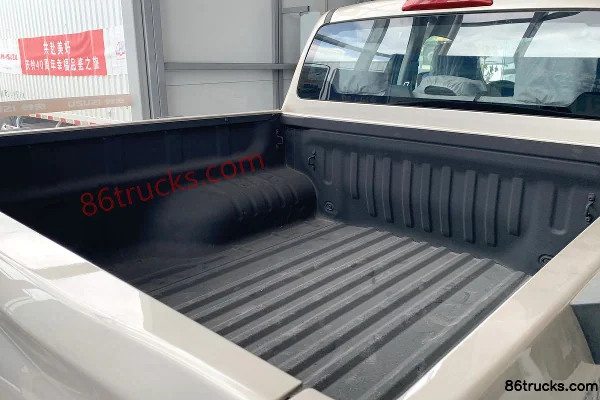 Qingling Isuzu T30 Standard Edition 3.0T Diesel 143hp Manual 2WD Standard Wheelbase Double Row Pickup Body (4) | 86Trucks