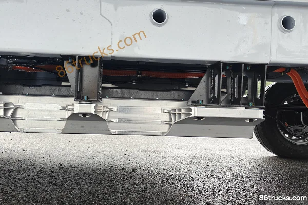 FARIZON Xingxiang F1E 2025 Smart Edition 3.05m Single Row Pure Electric Van Micro Truck Xuanwu 51.39kWh 4X2(6 wheels) Chassis (2) | 86Trucks
