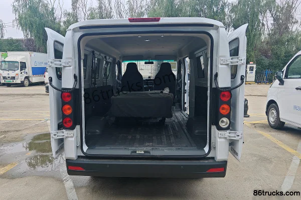 FARIZON Xingxiang V6E Functional Edition 6-Seat 4.845m Pure Electric Light Bus Zhixin 46.08kWh Body (2) | 86Trucks