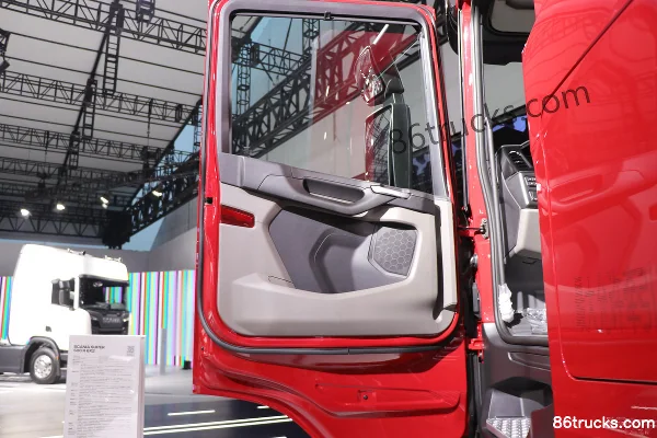 Scania nouvelle 500R édition Flamme de l'Est 12,7L diesel 500 ch 6X2R boîte Scania 14 rapports AMT automatique tracteur routier Cabine (1)