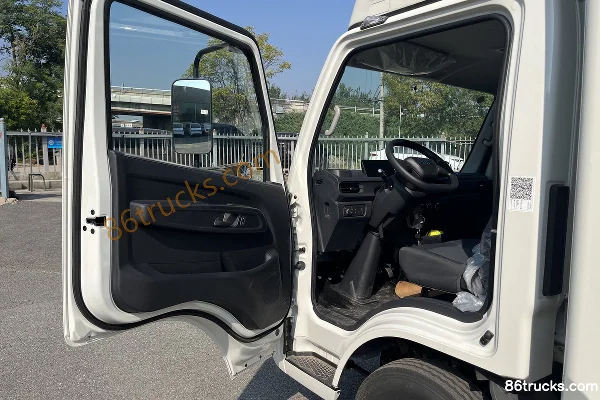 JMC Shunda 2025 électrique pur 4X2(6 roues) frein hydraulique 3,8 m cabine simple fourgon camion léger CALB 50,38 kWh (1) | 86Trucks
