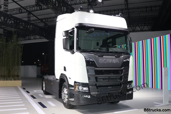 Scania Scania New R Series Heavy Truck Tractor Trucks