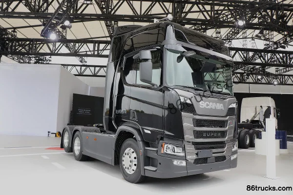 Scania New 560R PRO China version 12.7L diesel 560hp 6X2R Scania 14-speed AMT automatic high roof tractor truck Exterior