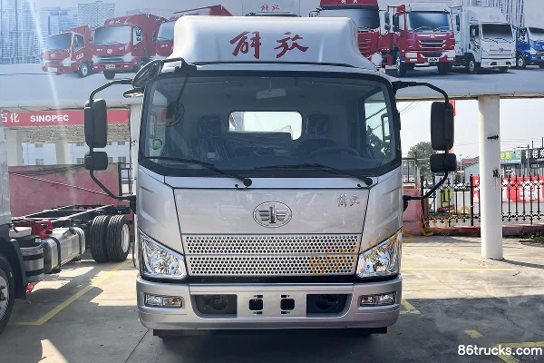 FAW Jiefang J6F Wide Body 160 hp 4X2(6 wheels) 5.16m Single Row Box Cargo Truck Exterior (2) | 86Trucks