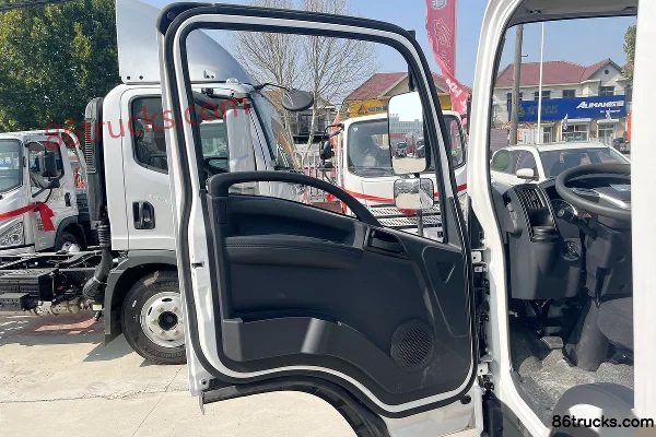 FAW Jiefang Tiger VR 2.3L Diesel 142 hp 4X2(6 wheels) WLY 5-speed 4.2m single-row cab flatbed light truck (2) | 86Trucks