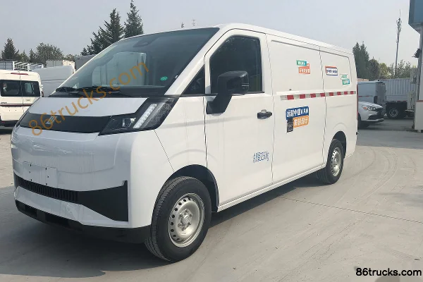 FARIZON New Xingxiang V7E 2025 Model Zhihui Edition 2-Seat Pure Electric Panel Van Zhixin 51.4kWh Exterior (3) | 86Trucks