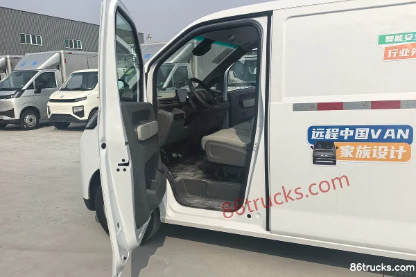 FARIZON New Xingxiang V7E 2025 Model Zhihui Edition 2-Seat Pure Electric Panel Van Zhixin 51.4kWh Cab (1) | 86Trucks