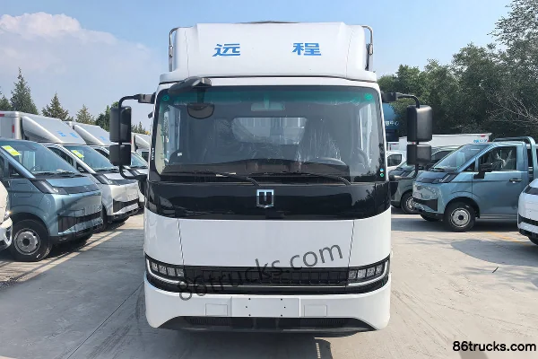 FARIZON Xingzhi H8E Zhiyun Edition 4.5T 4.1m Single Row Electric Cargo Truck with Stake Sides 81.14kWh 4X2(6 wheels) Exterior (2) | 86Trucks