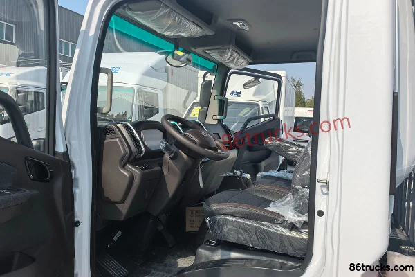FARIZON Xingzhi H8E Zhiyun Edition 4.5T 4.1m Single Row Electric Cargo Truck with Stake Sides 81.14kWh 4X2(6 wheels) Cab (3) | 86Trucks