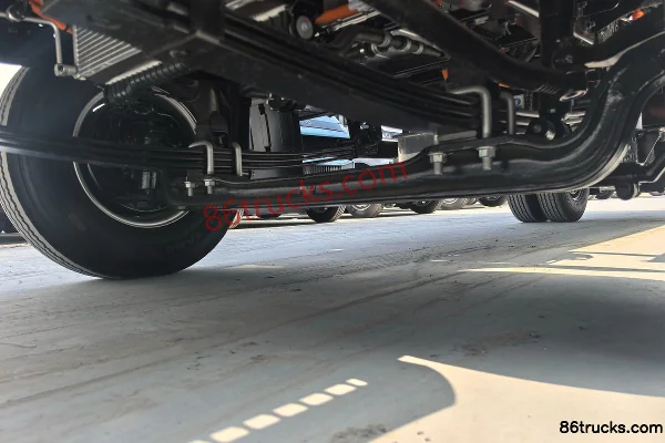 FARIZON Xingzhi H8E Zhiyun Edition 4.5T 4.1m Single Row Electric Cargo Truck with Stake Sides 81.14kWh 4X2(6 wheels) Chassis (3) | 86Trucks