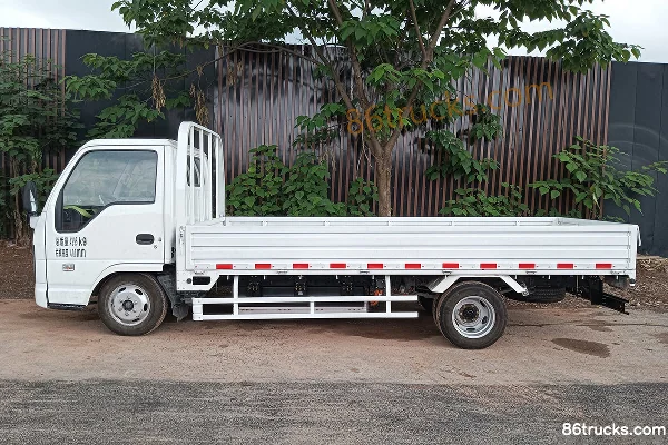 Jinhu ET50 Channel Edition Hydraulic Brake 4.25m Single Row Pure Electric Flatbed Light Truck CATL 70.59kWh 4X2(6 wheels) Exterior (3) | 86T