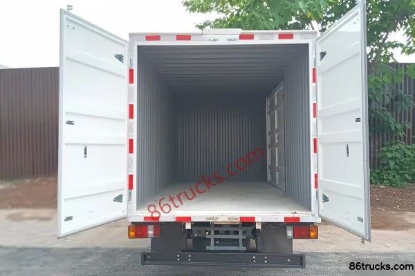 Jinhu ET50 Channel Edition Hydraulic Brake 4.25m Single Row Pure Electric Van Light Truck CATL 70.59kWh 4X2(6 wheels) Cab (3) | 86Trucks